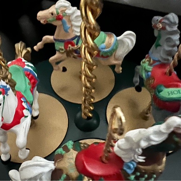 Hallmark Ornament 1989 Carousel Display Horses 1st 2nd 3rd 4th Stand Christmas - Picture 11 of 16